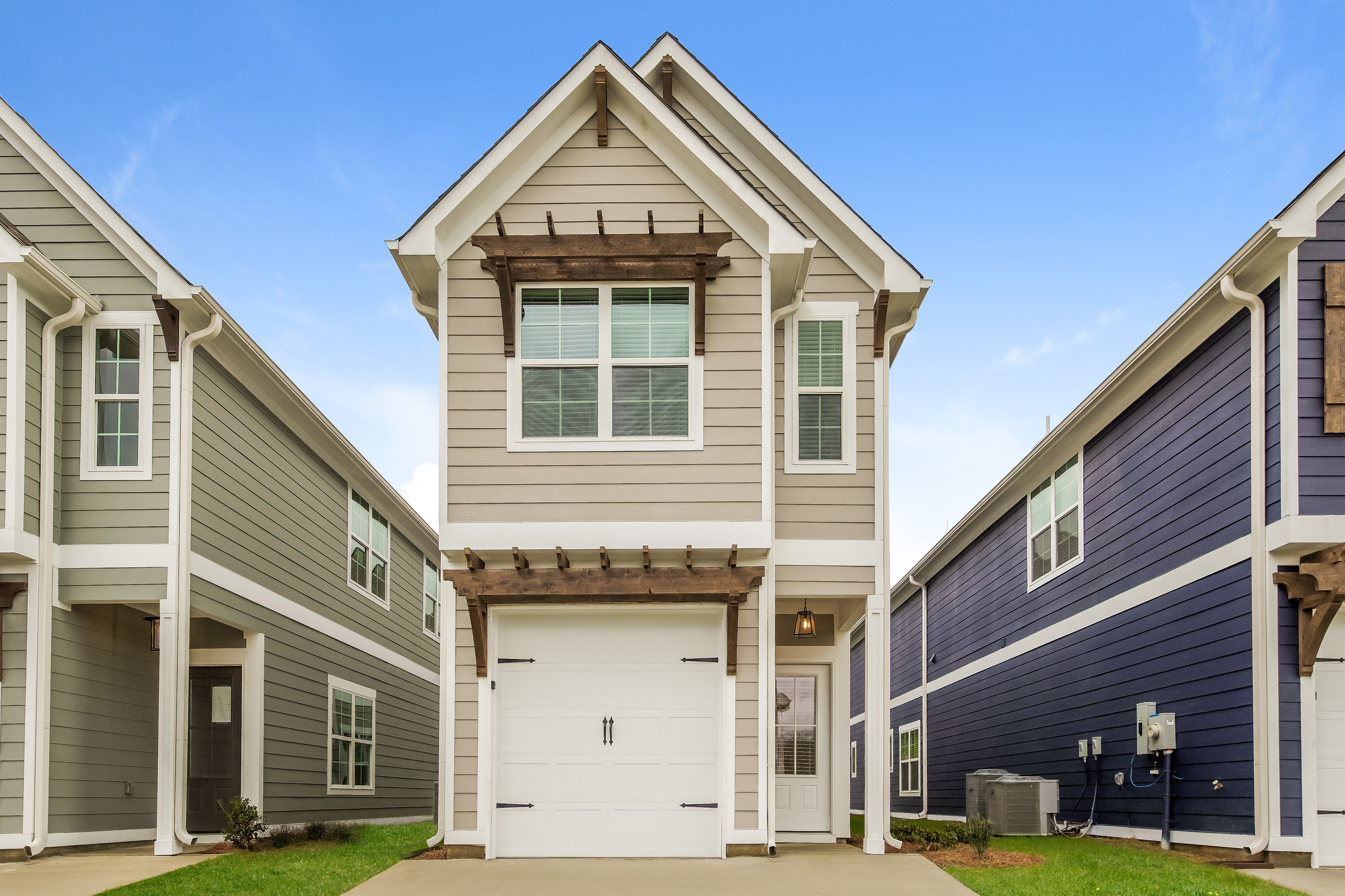 172 Creek Run Way Calera, AL 35040
